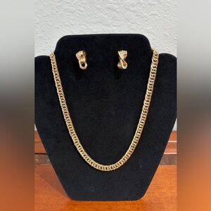 Gold Twist Knot Earrings and Curb Chain Necklace Set